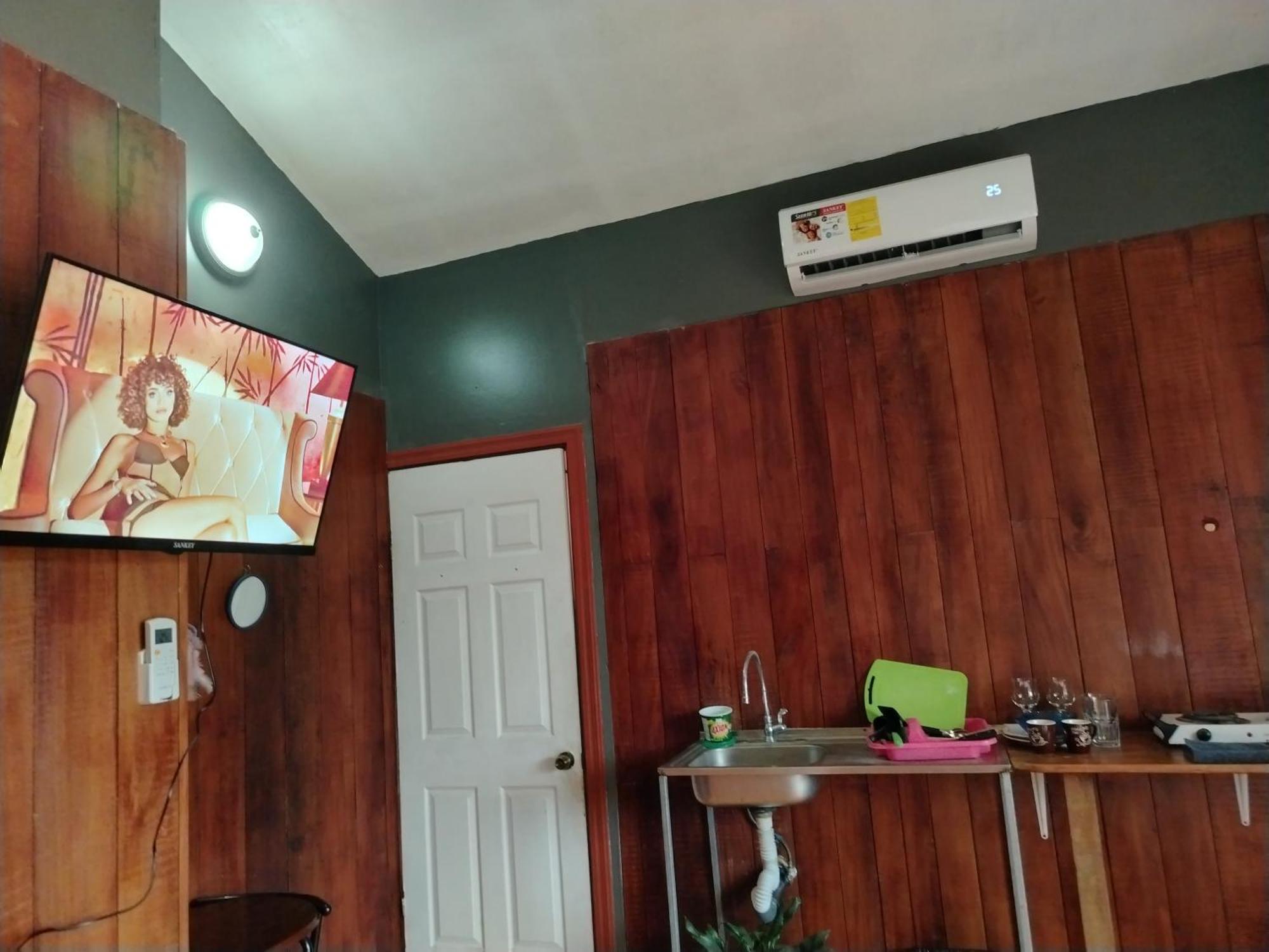 Sura House Corcovado Surinico Room With Ac Пуэрто-Хименес Экстерьер фото